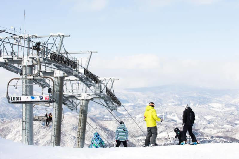Yongpyong Resort Пхёнчхан Экстерьер фото