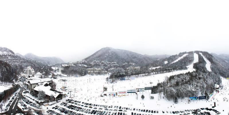 Yongpyong Resort Пхёнчхан Экстерьер фото